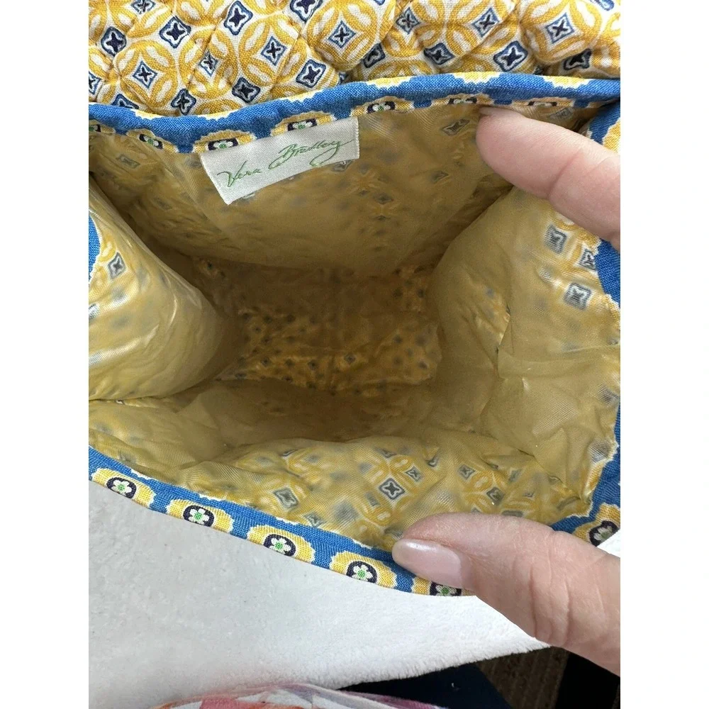 Vera Bradley Out to Lunch Bag Hook Loop Closure‎ Plastic Lined Riviera Blue
